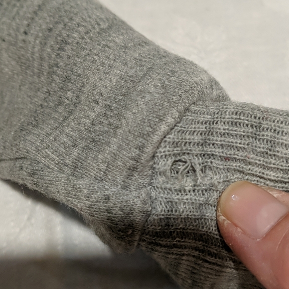 Walt Disney Productions Sweatshirt - Picture 10 of 11